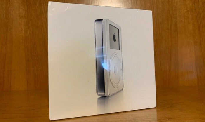iPod первый iPod