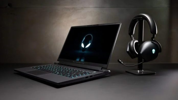 Alienware-m17 Dell Alienware m17